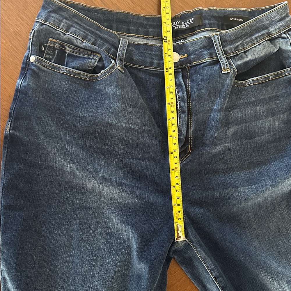 Judy Blue Dark Wash Straight Leg Boyfriend Jeans - Picture 4 of 6